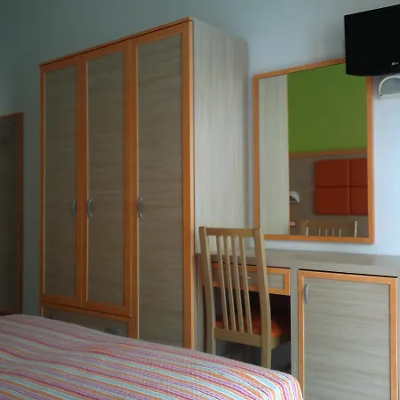 Consul Отель 3*