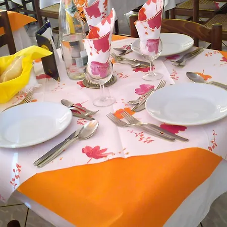 Consul Hotel 3*