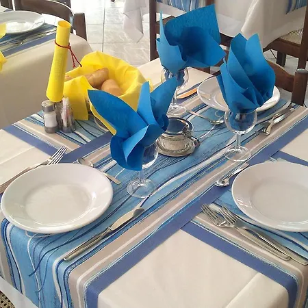Hotel Consul 3*